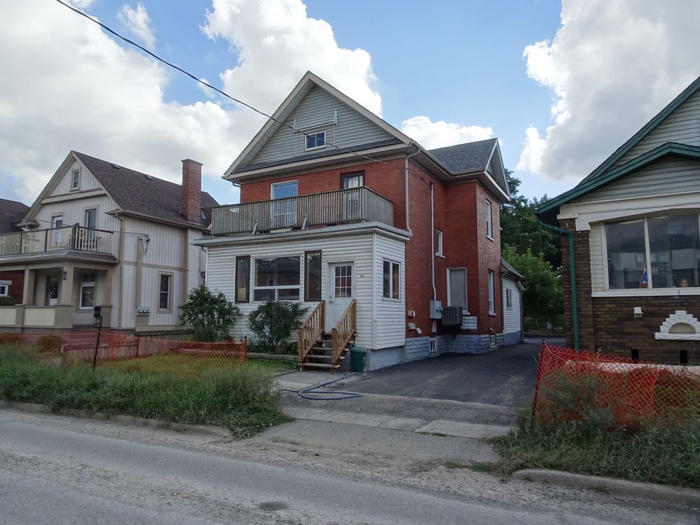 197 er Street East, Kitchener 197 er St E, Kitchener N2H 1E5, CA