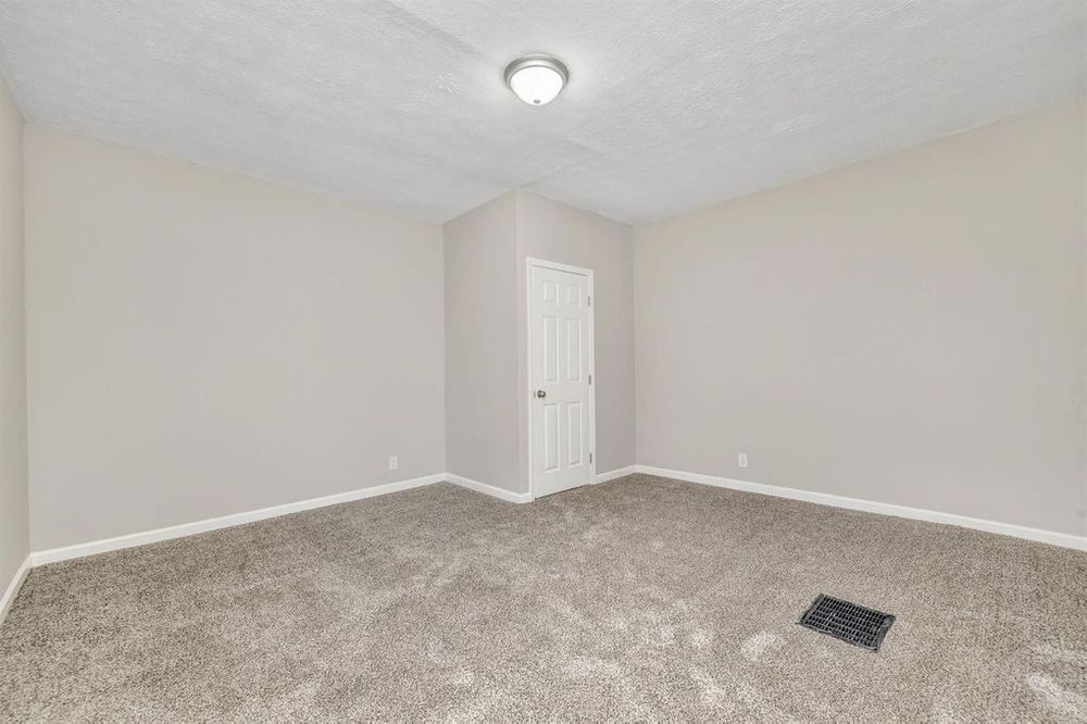 Property photo #8